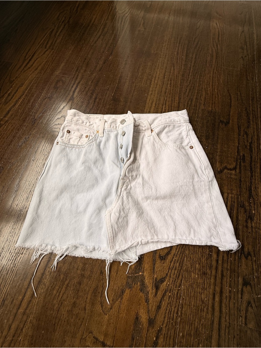 Levi's Two-Tone White/Cream Denim Skirt